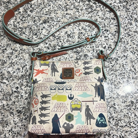 Dooney & Bourke | Star Wars The Force Awakens Letter Carrier - Picture 1 of 9